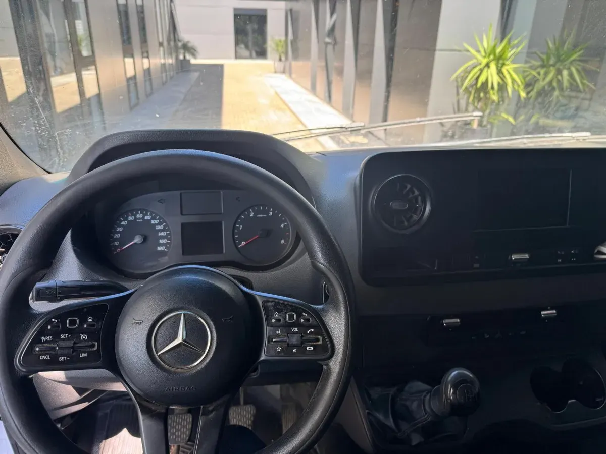 Mira esta publicación de Mercedes Benz Sprinter 2021 en Motordil