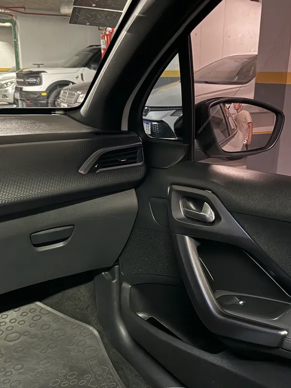 Mirá esta publicación de Peugeot 208