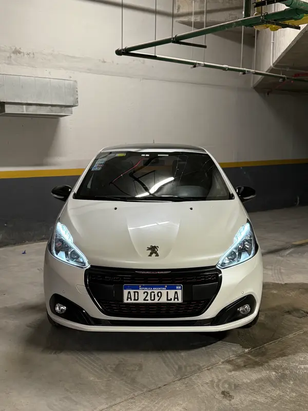 Mirá esta publicación de Peugeot 208