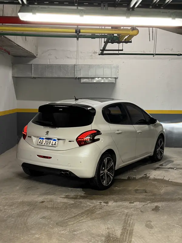 Mirá esta publicación de Peugeot 208