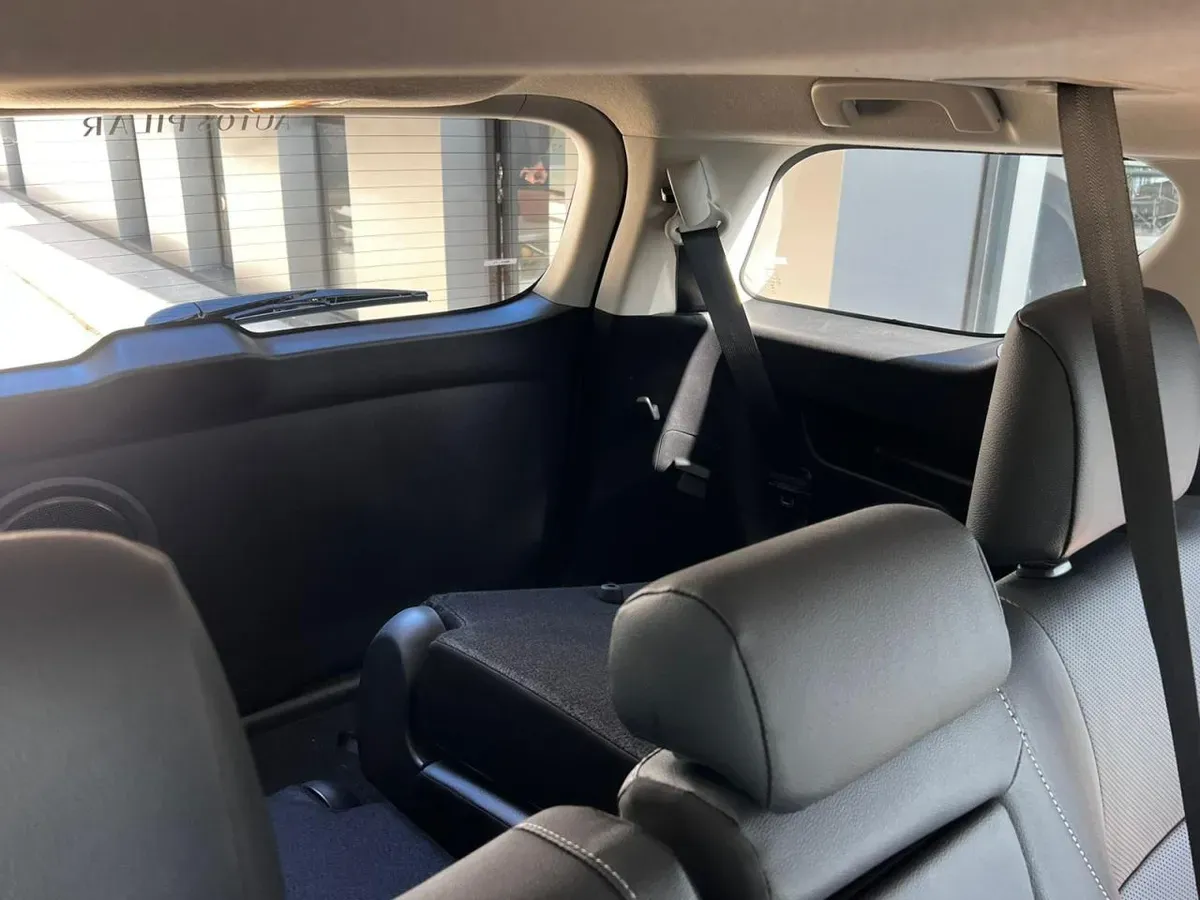Mira esta publicación de Toyota SW4 2025 en Motordil
