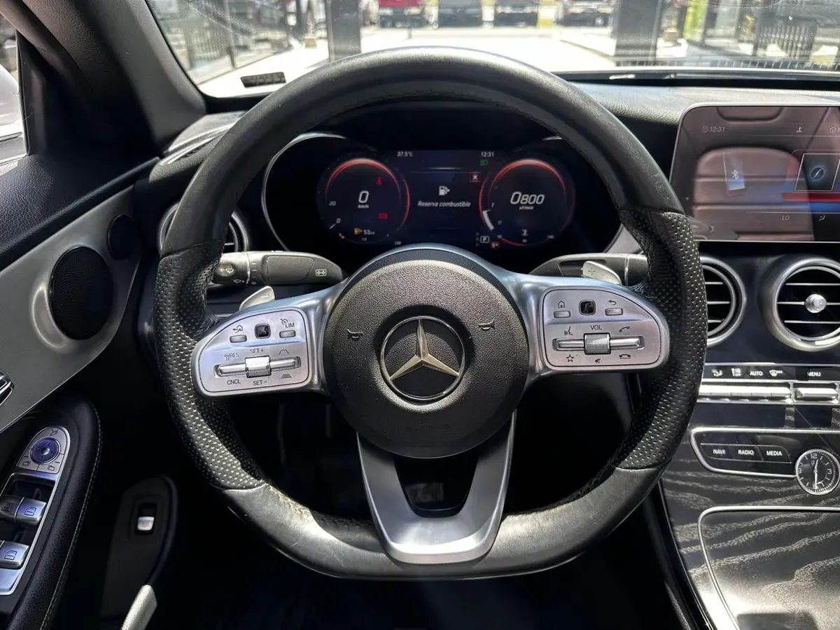 Mira esta publicación de Mercedes Benz Clase C 2020 en Motordil