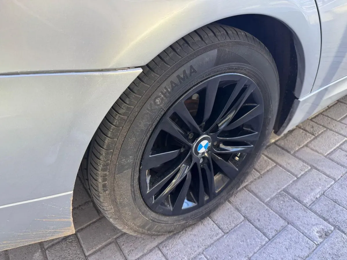 Mira esta publicación de BMW Serie 3 2009 en Motordil