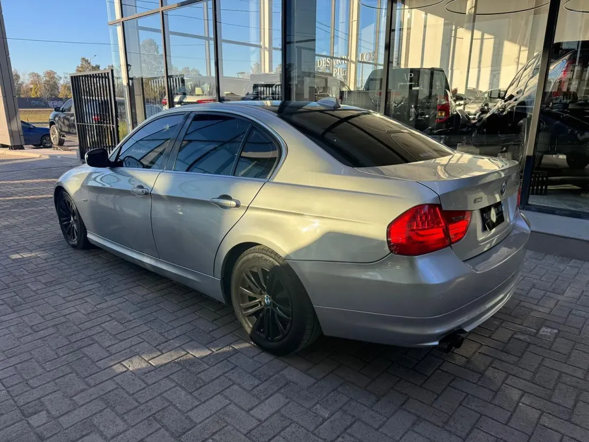 Mira esta publicación de BMW Serie 3 2009 en Motordil