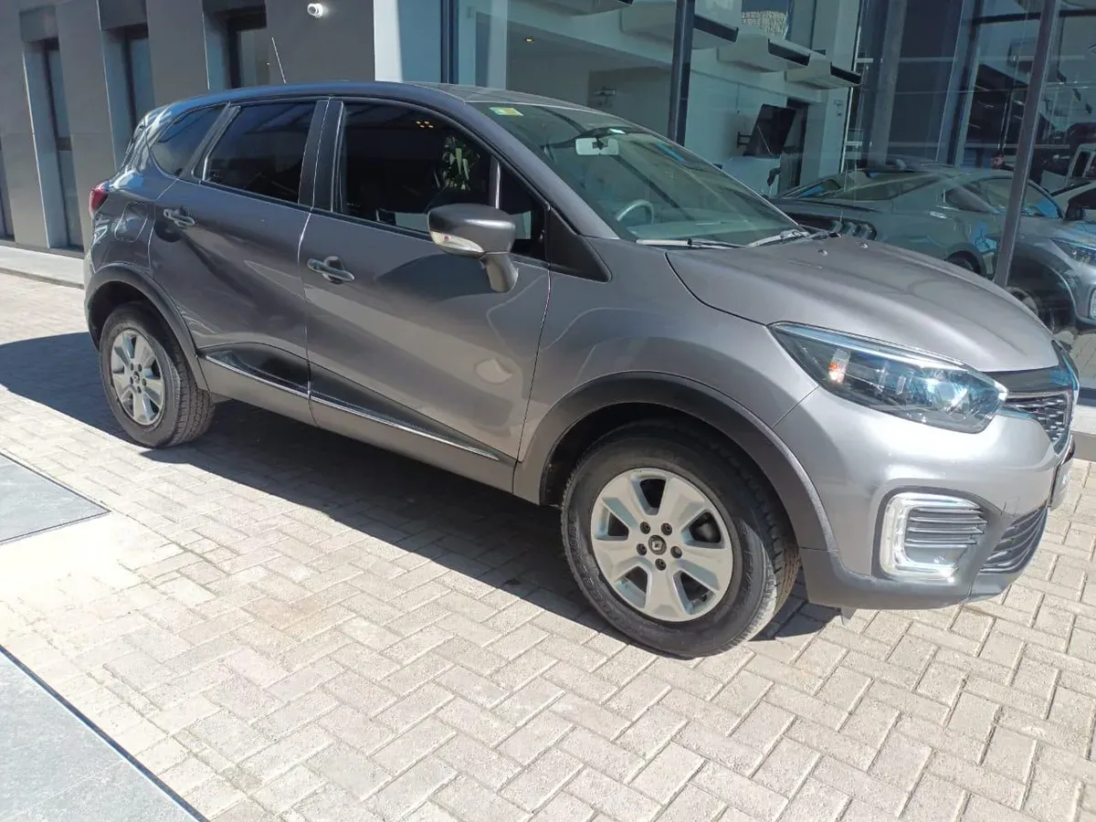 Mira esta publicación de Renault Captur 2020 en Motordil