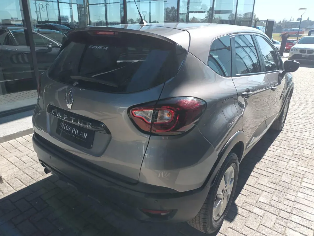 Mira esta publicación de Renault Captur 2020 en Motordil