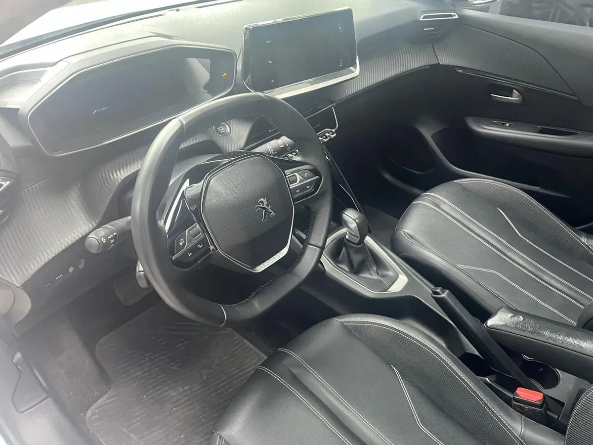 Mirá esta publicación de Peugeot 208