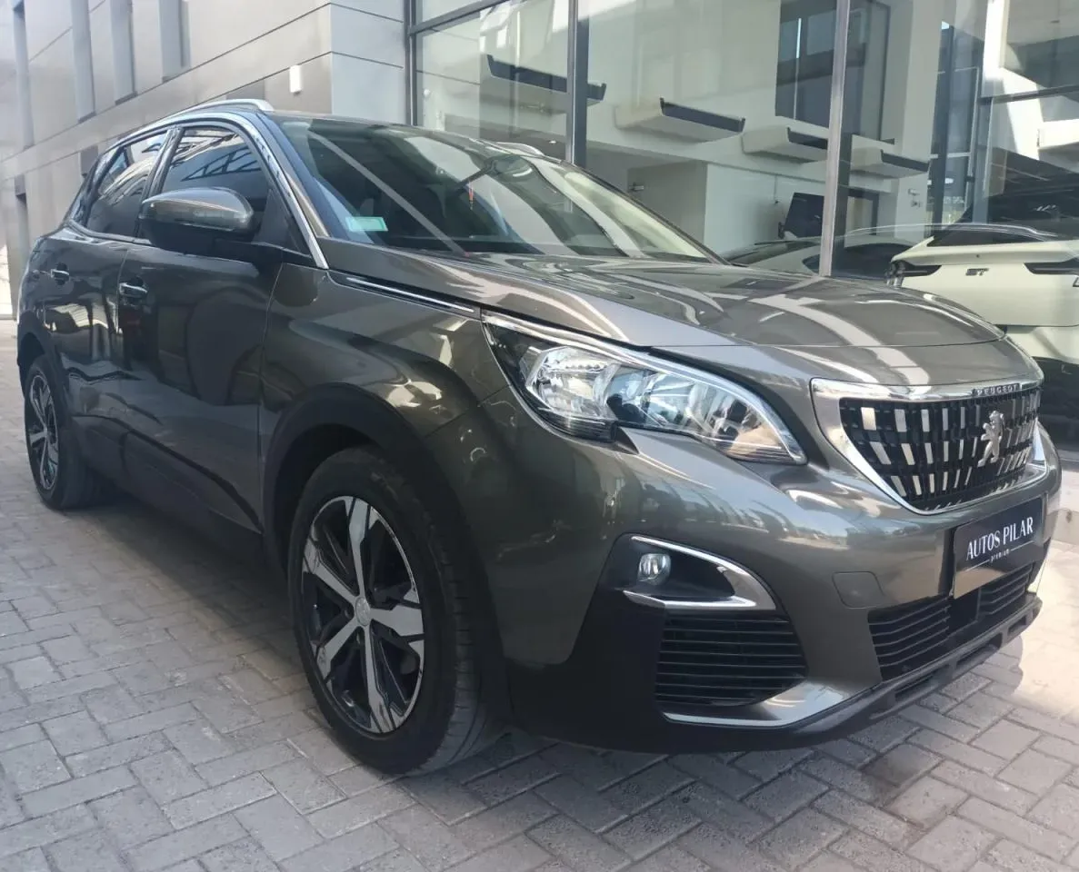 Mira esta publicación de Peugeot 3008 2018 en Motordil