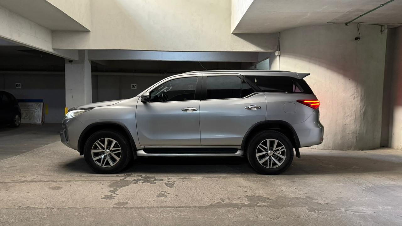 Mira esta publicación de Toyota SW4 2019 en Motordil