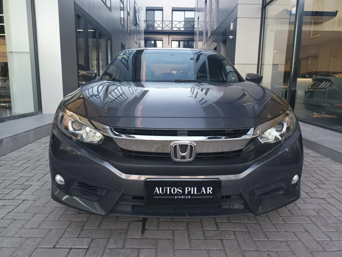 Mira esta publicación de Honda Civic 2017 en Motordil