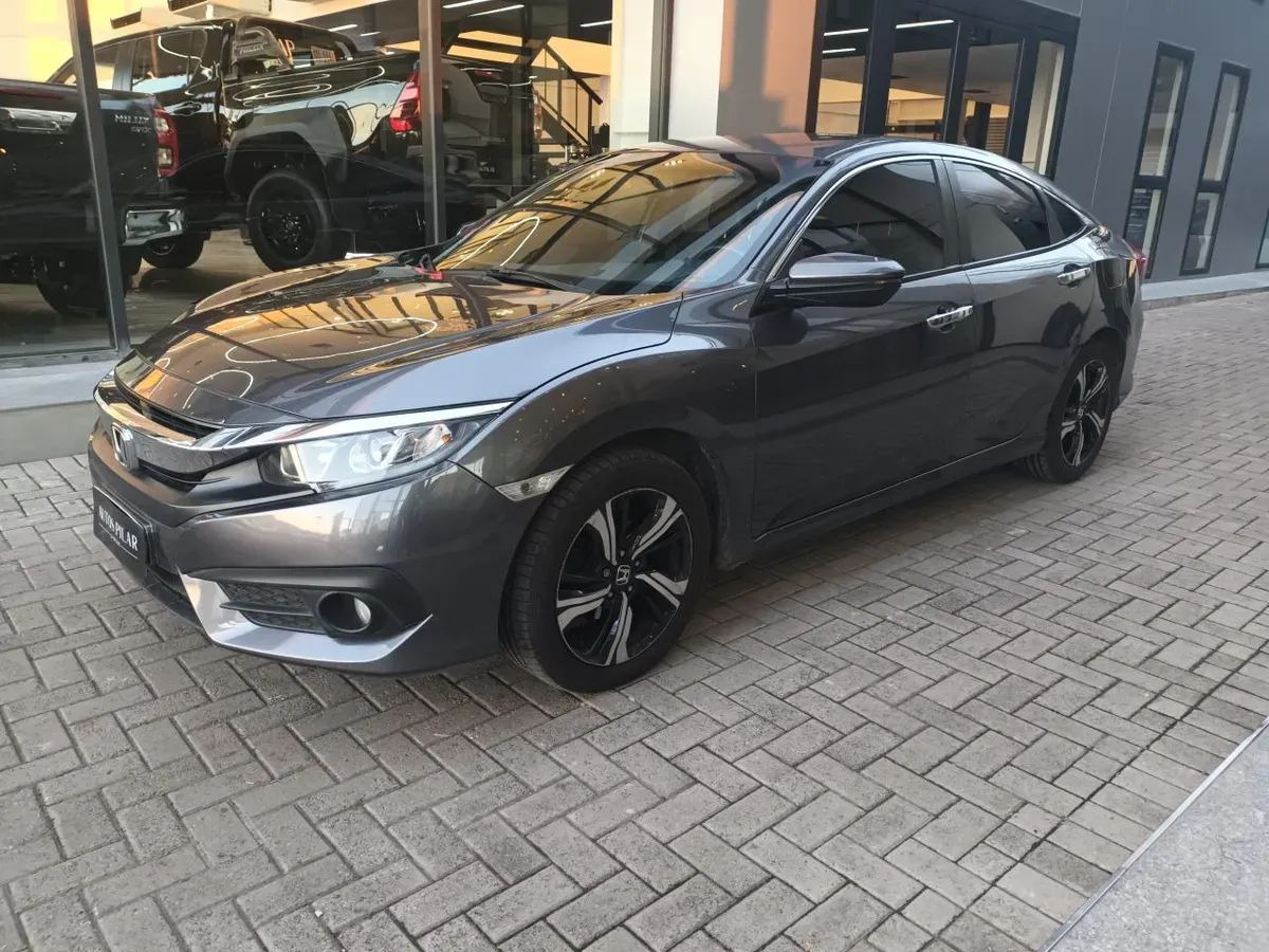 Mira esta publicación de Honda Civic 2017 en Motordil