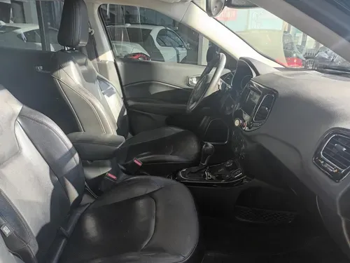 Mira esta publicación de Jeep Compass 2018 en Motordil