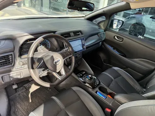 Mira esta publicación de Nissan Leaf 2022 en Motordil