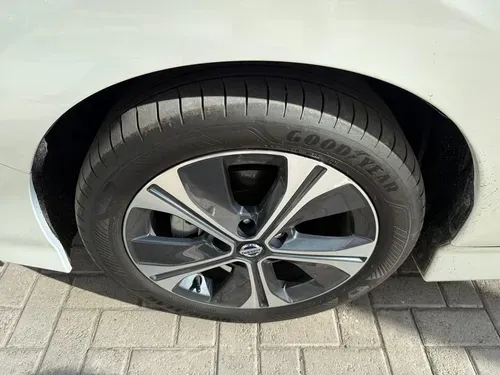 Mira esta publicación de Nissan Leaf 2022 en Motordil