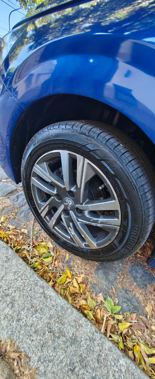 Mira esta publicación de Peugeot 208 2022 en Motordil