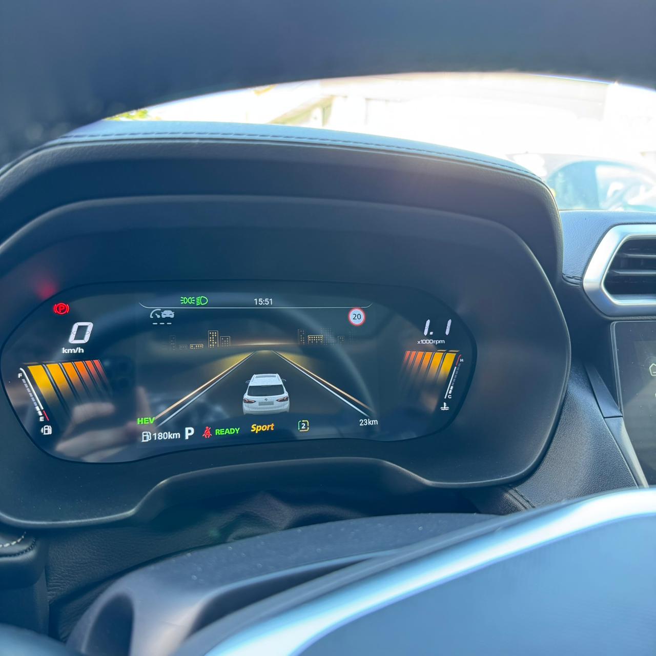 Mira esta publicación de MG ZS 2025 en Motordil