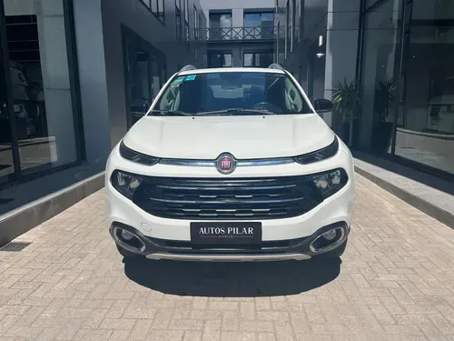 Mira esta publicación de Fiat Toro 2018 en Motordil