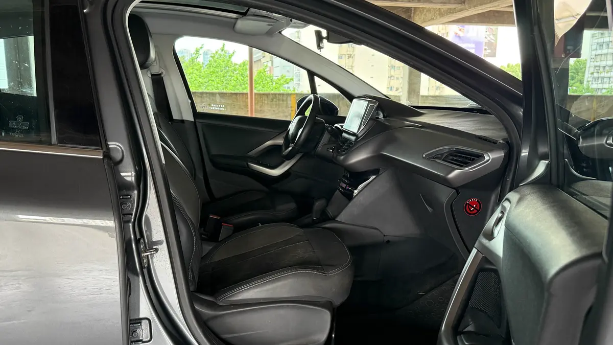 Mirá esta publicación de Peugeot 208