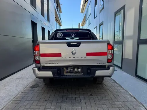Mira esta publicación de Renault Alaskan 2023 en Motordil