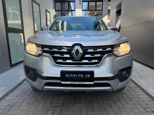 Mira esta publicación de Renault Alaskan 2023 en Motordil
