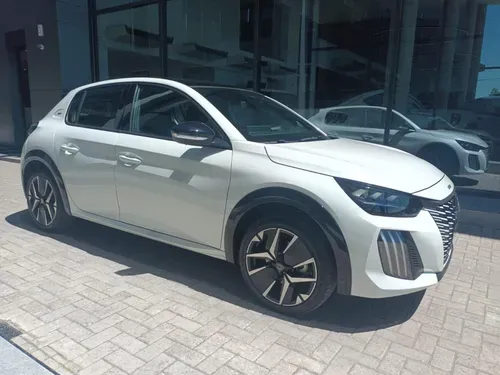 Mira esta publicación de Peugeot 208 2025 en Motordil