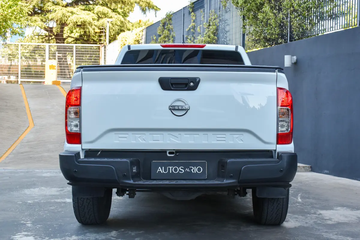 Mira esta publicación de Nissan Frontier 2023 en Motordil