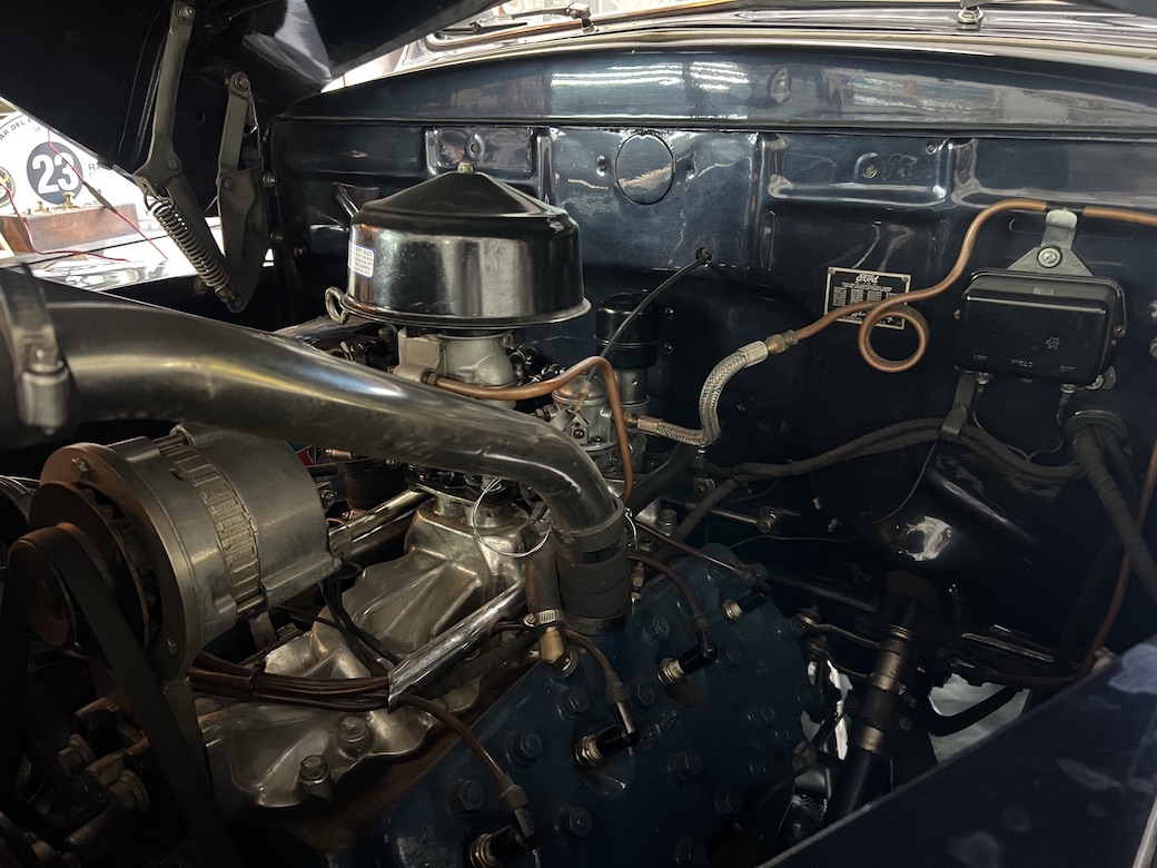 Mirá esta publicación de Ford V8