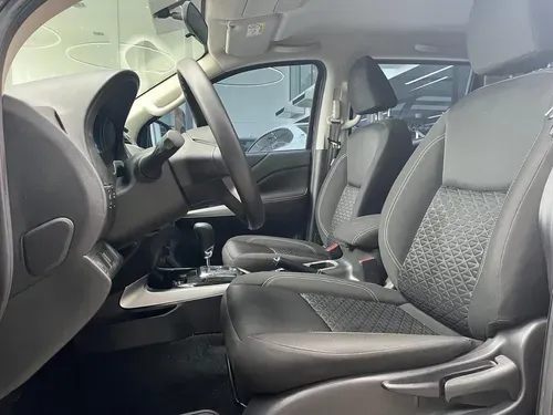Mira esta publicación de Nissan Frontier 2022 en Motordil