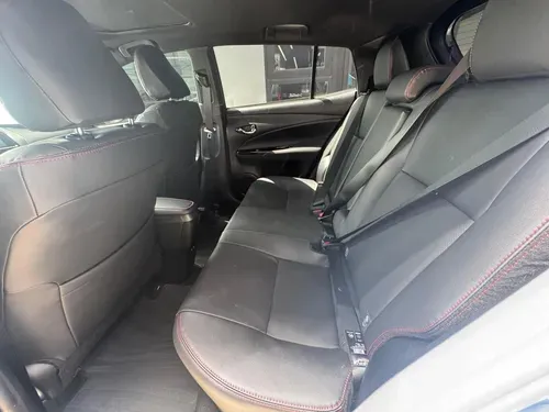 Mira esta publicación de Toyota Yaris 2025 en Motordil