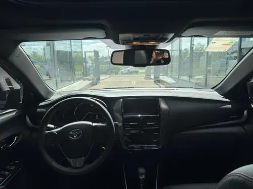 Mira esta publicación de Toyota Yaris 2025 en Motordil