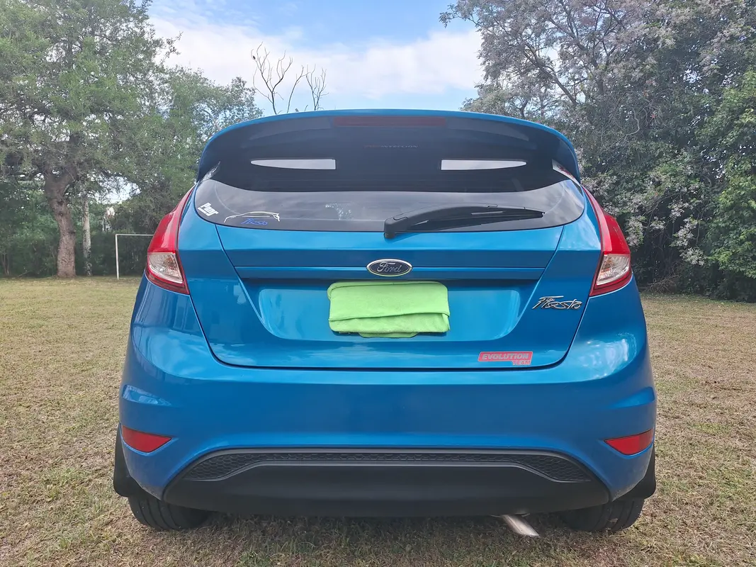 Mira esta publicación de Ford Fiesta 2014 en Motordil
