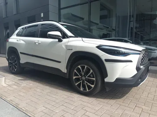 Mira esta publicación de Toyota Corolla Cross 2023 en Motordil