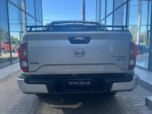 Mira esta publicación de Nissan Frontier 2023 en Motordil