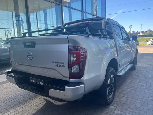 Mira esta publicación de Nissan Frontier 2023 en Motordil