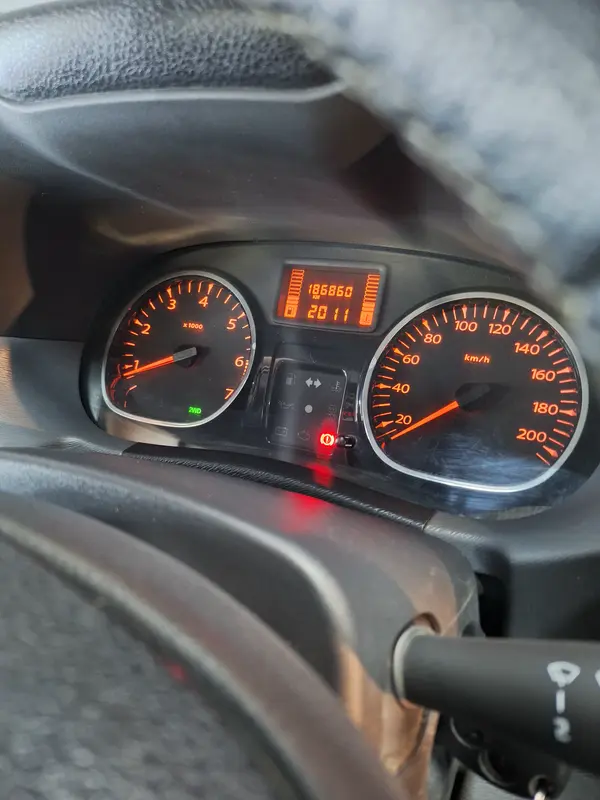 Mira esta publicación de Renault Duster 2011 en Motordil