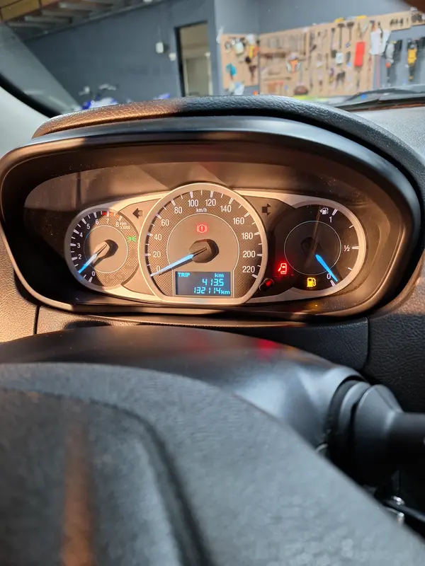 Mira esta publicación de Ford KA 2017 en Motordil