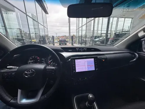 Mira esta publicación de Toyota Hilux 2021 en Motordil