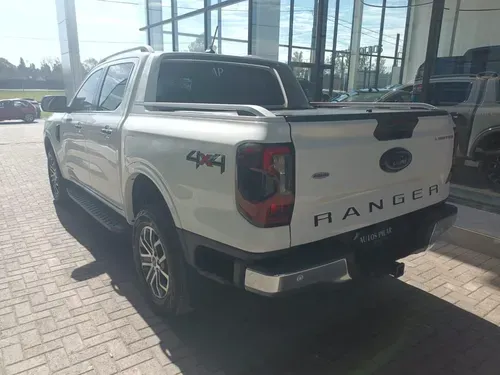 Mira esta publicación de Ford Ranger 2023 en Motordil