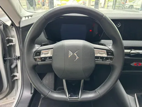 Mirá esta publicación de Ds Automobiles DS4