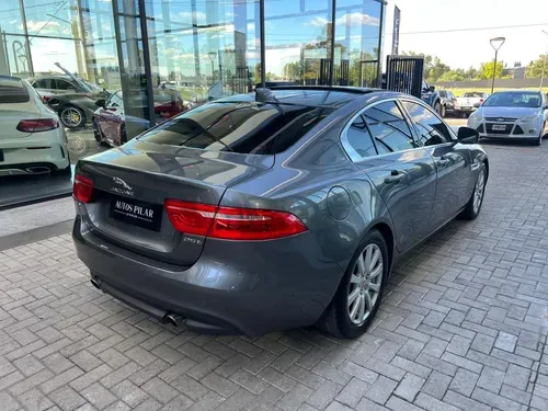 Mira esta publicación de Jaguar XE 2019 en Motordil