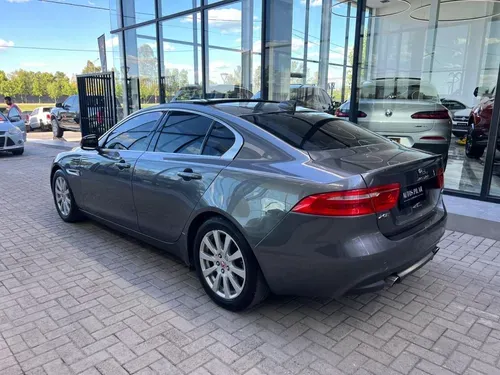 Mira esta publicación de Jaguar XE 2019 en Motordil