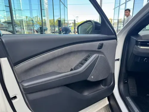 Mira esta publicación de Ford Mustang Mach E 2023 en Motordil