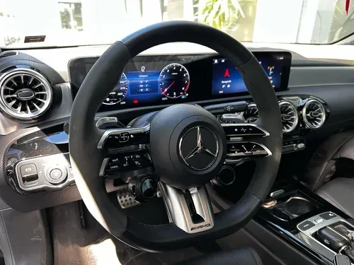 Mira esta publicación de Mercedes Benz Clase A 2023 en Motordil
