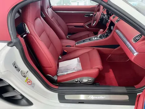 Mira esta publicación de Porsche 718 2024 en Motordil