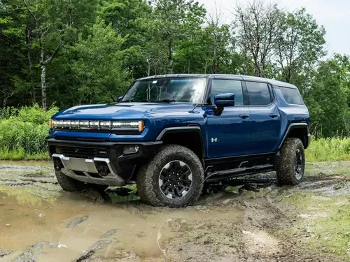 Mira esta publicación de GMC Hummer 2025 en Motordil