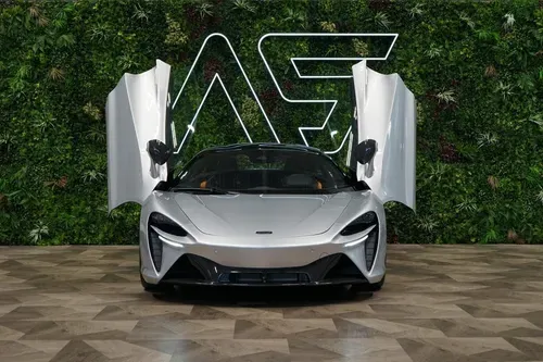 Mira esta publicación de Mclaren Otros 2025 en Motordil