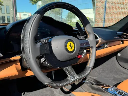 Mirá esta publicación de Ferrari 296