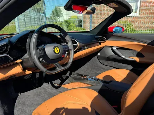 Mirá esta publicación de Ferrari 296