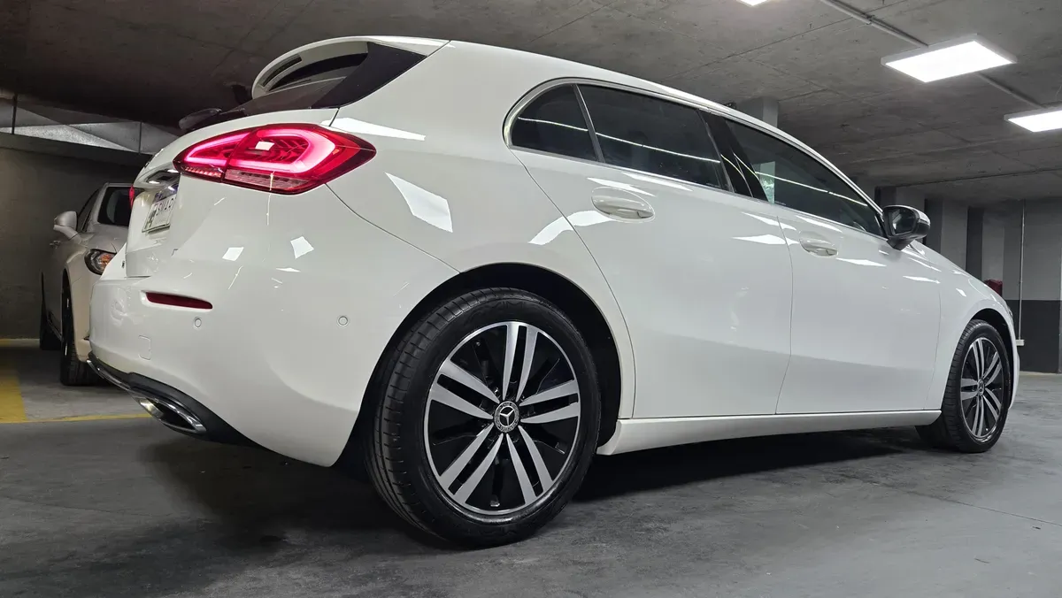 Mira esta publicación de Mercedes Benz Clase A 2019 en Motordil