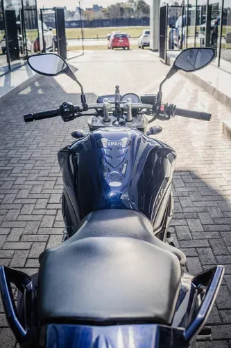 Mirá esta publicación de Yamaha 1000 FZ 1